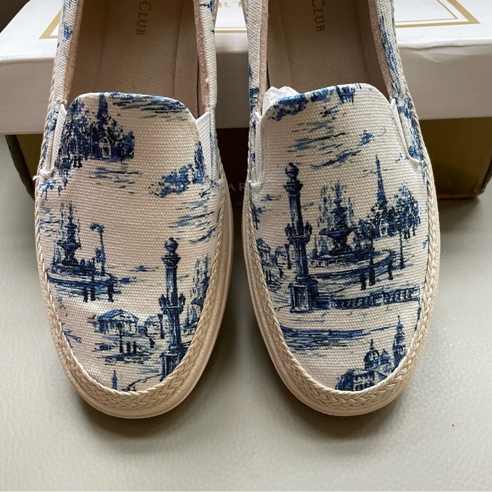 Charter Club Women's Scenic Blue Toile Loafers - Picture 4 of 7